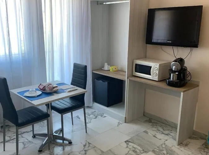 Oda ve Kahvaltı Domus Della Radio Roma