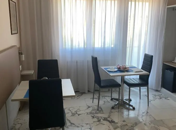 Domus Della Radio Bed & Breakfast 2*